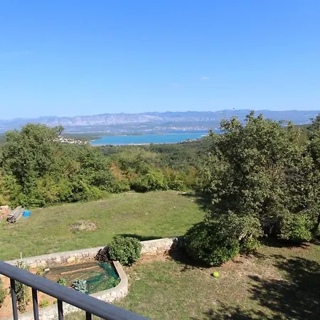 Damir בית הארחה Sveti Ivan Dobrinjski